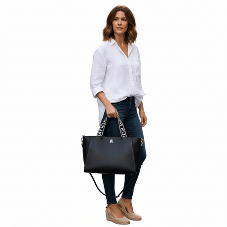 Tommy Hilfiger Women's Shoulder Bag TB69 - Runner