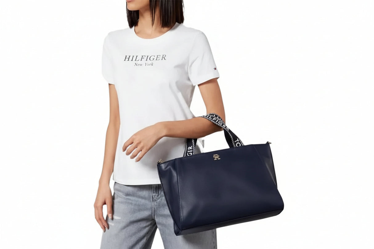 Tommy Hilfiger Women's Shoulder Bag TB70 - Runner