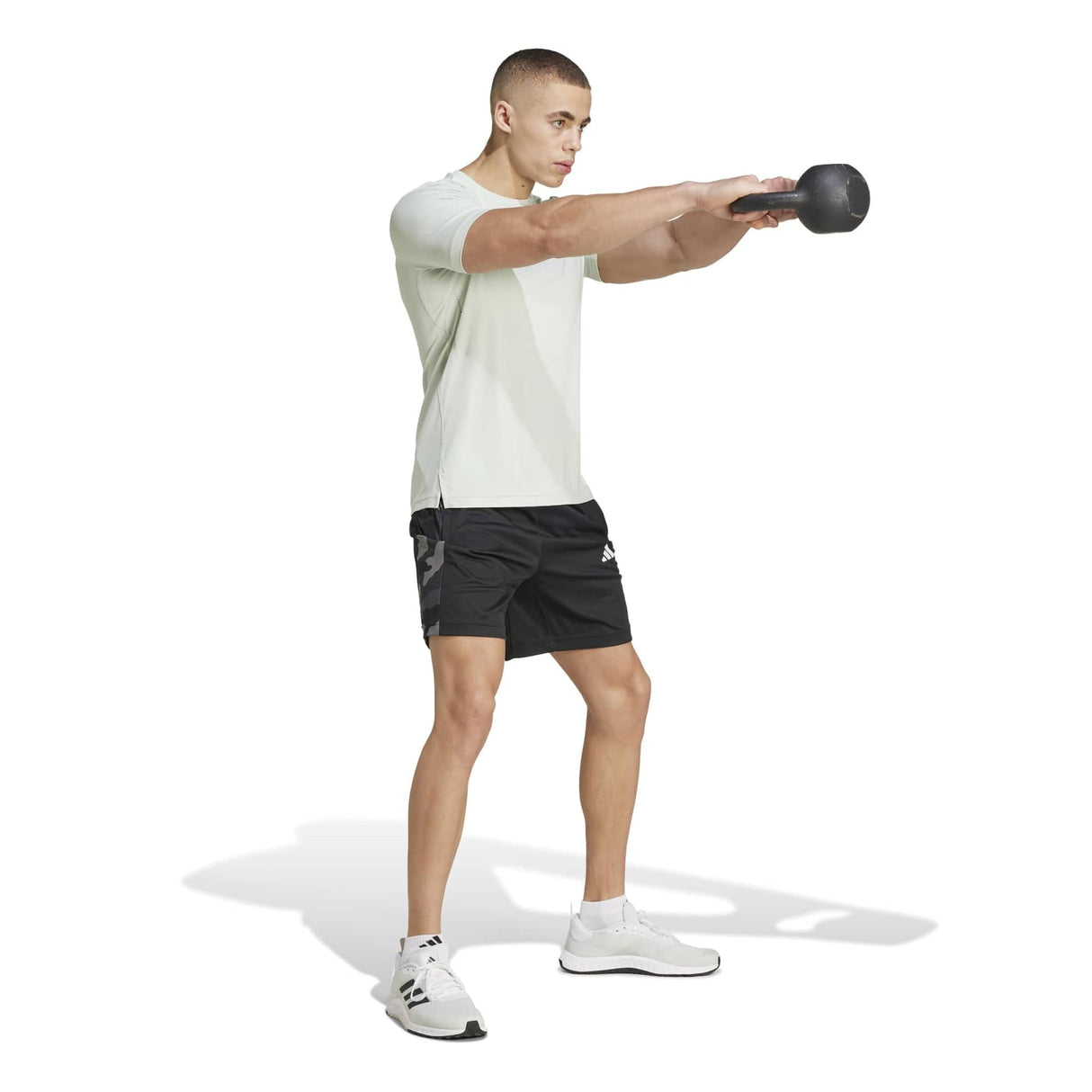 Train Essentials Camo Training Shorts - Runner