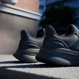 Ultrarun 5 W Running Shoes - Runner