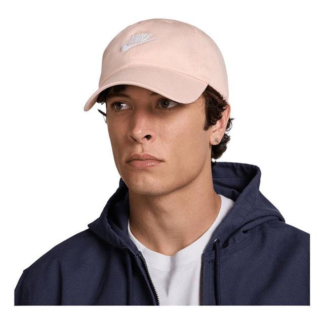 UNKCLUBCAPUCBFUTWSHL - Runner