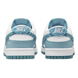 W NIKE DUNK LOW ESS - Runner
