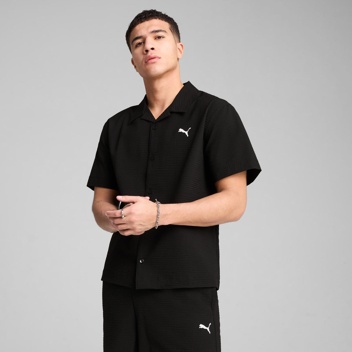 WARDROBE Essentials Seersucker Relaxed Shirt Men - Runner