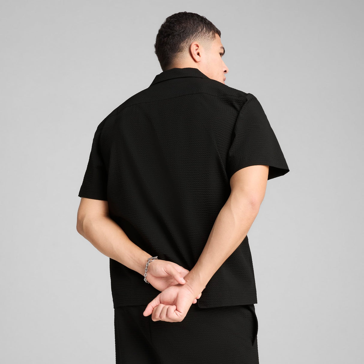 WARDROBE Essentials Seersucker Relaxed Shirt Men - Runner