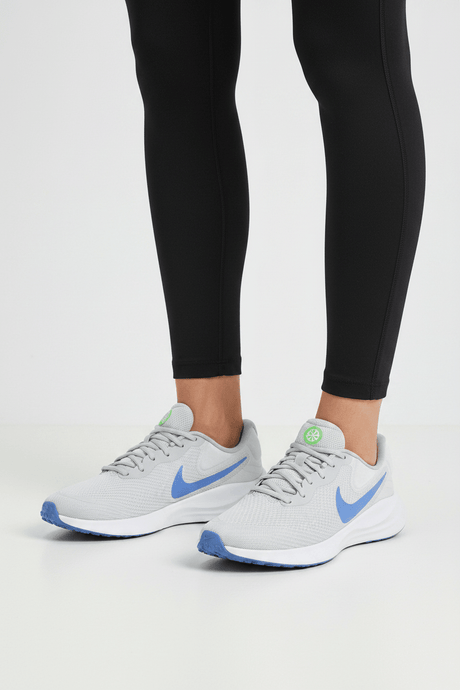 WNIKEREVOLUTION7 - Runner