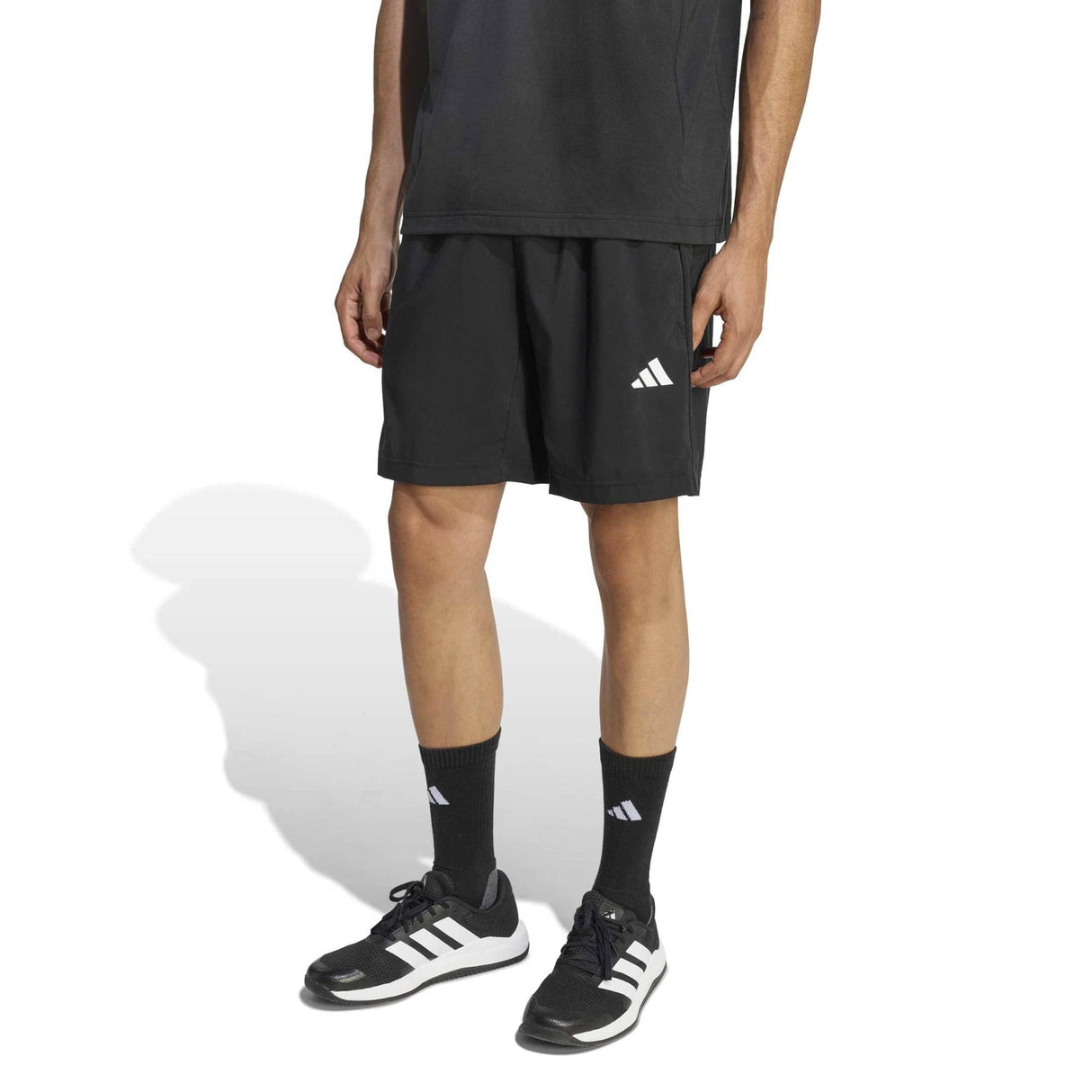 WORKOUT ESSENTIALS BASE WOVEN SHORT - Runner