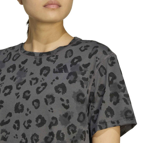 Workout Essentials T-Shirt Print - Runner
