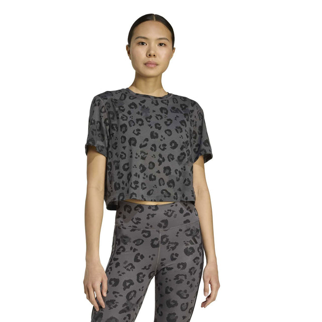 Workout Essentials T-Shirt Print - Runner